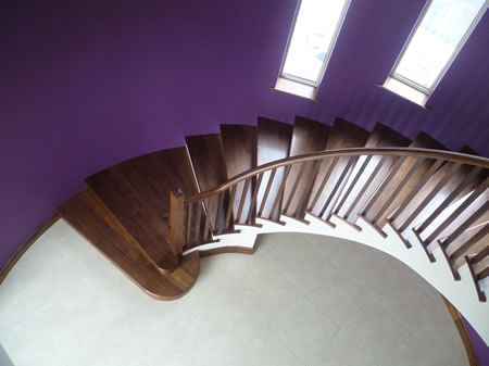 Curved with Curved Wall